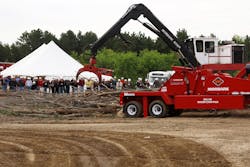 Rermag Com Sites Rermag com Files Uploads 2013 05 Morbark Demo Days 3036 Rermag Com Sites Rermag com Files Uploads 2013 05 Morbark Demo Days 3036