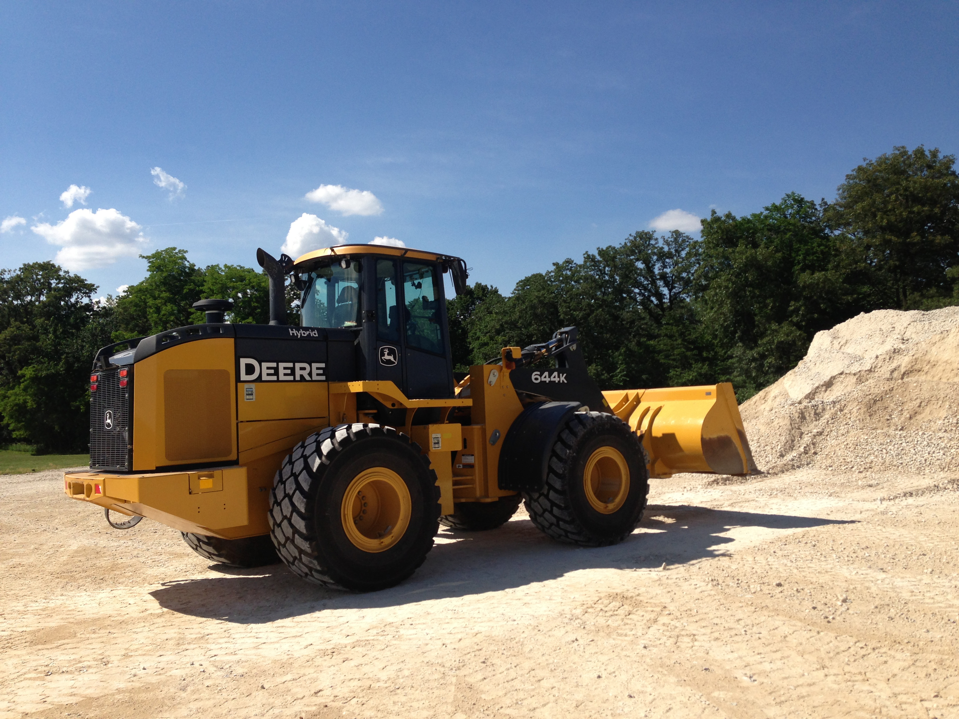 Rermag Com Sites Rermag com Files Uploads 2013 06 Deere 644 K Hybrid Wheel Loader