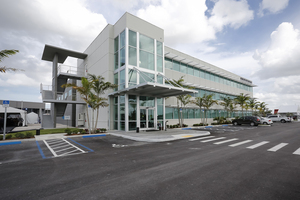 Rermag Com Sites Rermag com Files Uploads 2013 06 Liebherr Miami