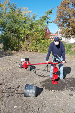 Rermag Com Sites Rermag com Files Uploads 2013 06 Ps Outdoor Power Products Little Beaver Hydraulic App