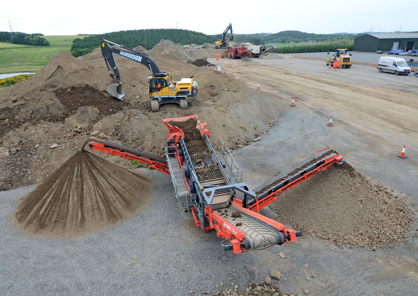 Rermag Com Sites Rermag com Files Uploads 2013 07 Terex Finlay Open Day 11