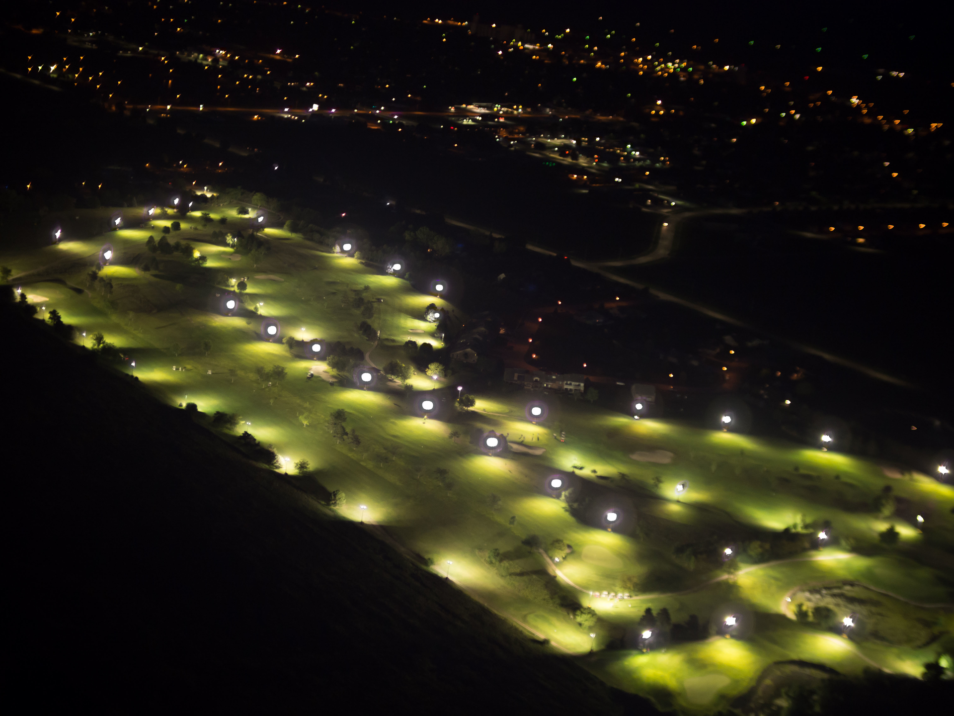 Rermag Com Sites Rermag com Files Uploads 2013 11 Allmand Bros Night Golf 1