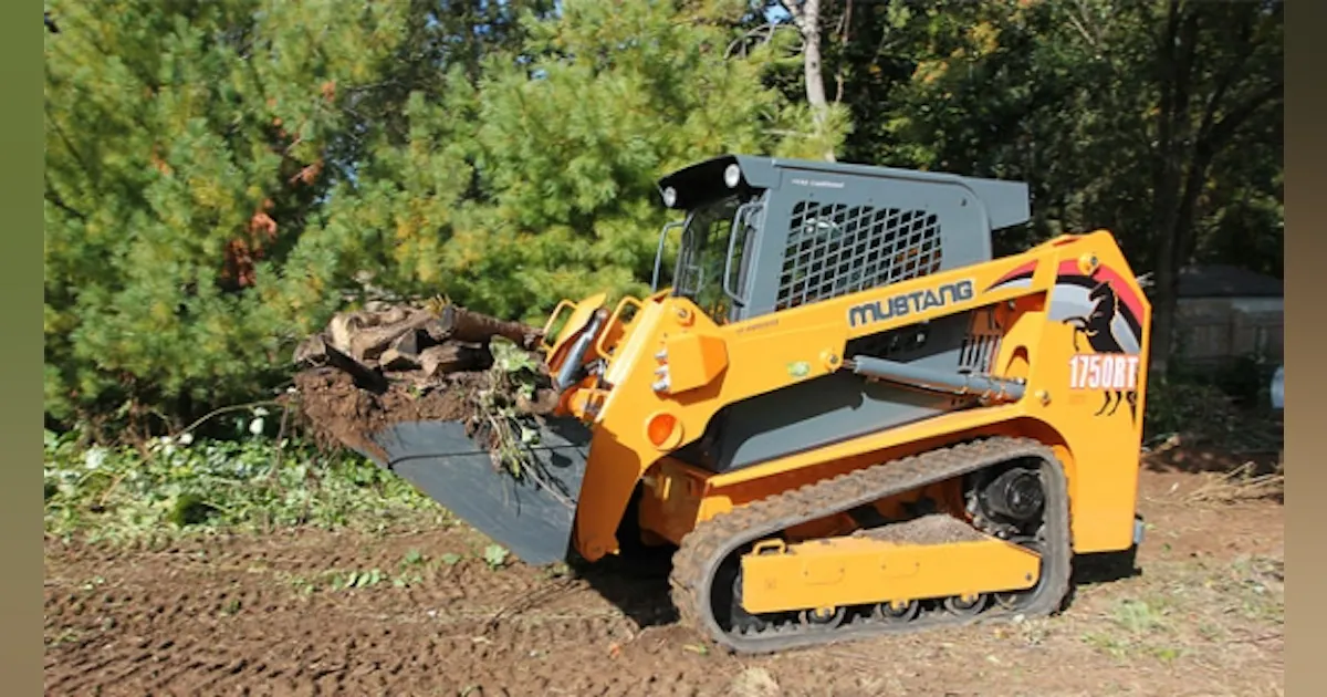 Evolved Mustang RT Series Loaders Feature Auto Track Tensioning System ...