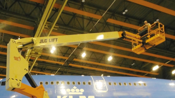 Access equipment from JLG remains the bright spot for Oshkosh Corp