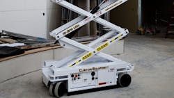 The light weight of the HB1430 facilitates indoor use The light weight of the HB1430 facilitates indoor use