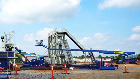 Activity in the oilandgas sector slows down for HERC while revenue increases in other sectors