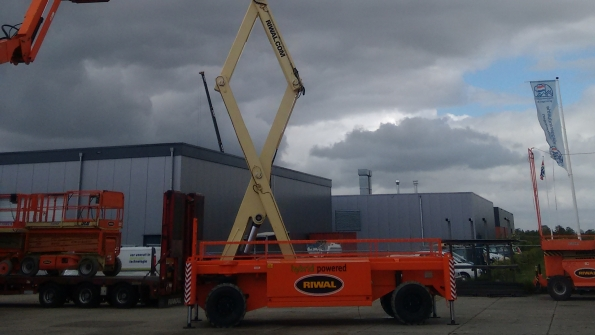 Riwal is investing in electric and hybrid scissorlifts from Holland Lift including the 34meter HL340 E30