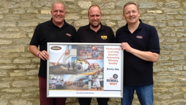 From left Tim White Riwal UK Darren Verschuren ALS Safety and Dave Freebody Riwal UK celebrate Riwal39s acquisition of ALS