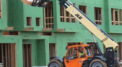 Despite solid expectations for the rest of the year, heavy rains and uncertain rental market conditions slowed sales in JLG&apos;s fiscal third quarter.