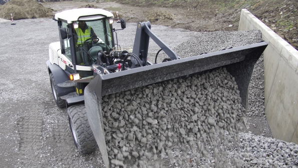 New Terex CEO John Garrison expects global economic conditions to continue to be challenging in 2016