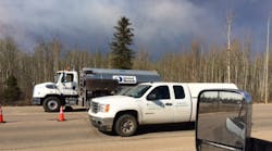 United Rentals tanker provides assistance to residents fleeing the devastating Ft. MacMurray fires in Alberta recently.