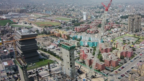 A Terex crane on a job in Lima Peru