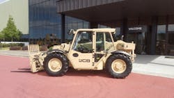 The US Army has ordered more than 1600 rough terrain forklifts for aroundtheworld duty The US Army has ordered more than 1600 rough terrain forklifts for aroundtheworld duty