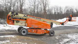 JLG39s operating income increased in its fiscal first quarter 2017 despite a drop in sales JLG39s operating income increased in its fiscal first quarter 2017 despite a drop in sales