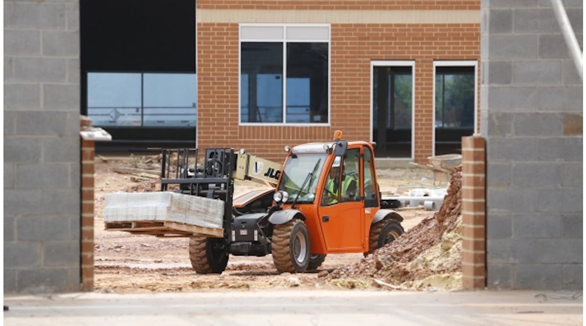 JLG&apos;s G5-A8A is designed for confined or congested spaces or applications with overhead height restrictions.