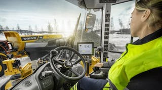 Volvo Load Assist is available on L110H-L250H wheel loaders, providing real-time payload data and work order management functionality to the operator, as well as documentation of work orders for owners and customers.