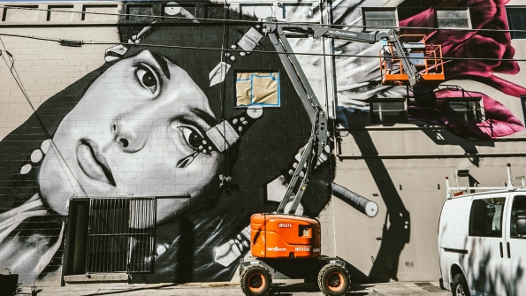 Skyjack and HampE Equipment Services team up to support some terrific community artwork in Sacramento Calif