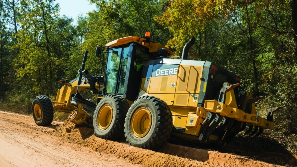 New Deere motor graders