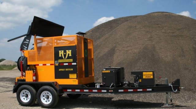 A KM asphalt recycler, now available for sale or rental at Southeastern&apos;s Ohio and Northern Indiana branches.