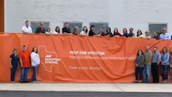 JLG executives and staff volunteers in Hagerstown Md