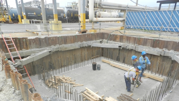 National Trench Safety setting up trench shoring on a jobsite