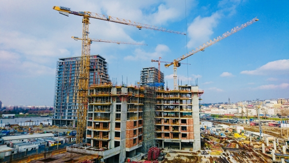 Potain tower cranes help construction 18 million square meters to the waterfront in Belgrade the capital of Serbia