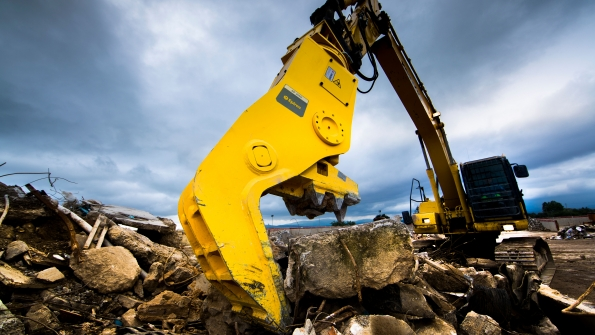 An Epiroc bulk pulverizer at work