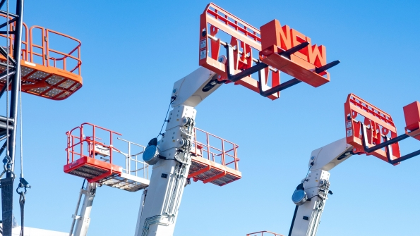 Snorkel39s new telehandlers at the World of Concrete
