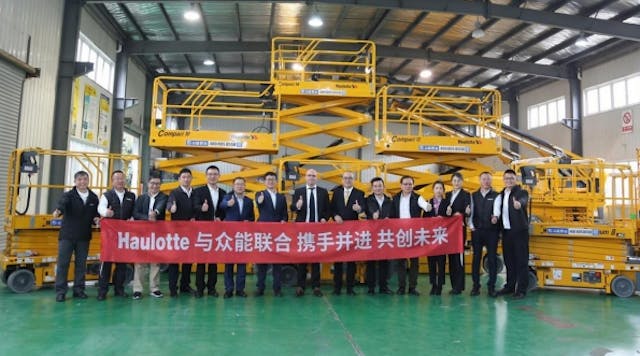 Staff from Haulotte China and Zhongneng United celebrate the new agreement.