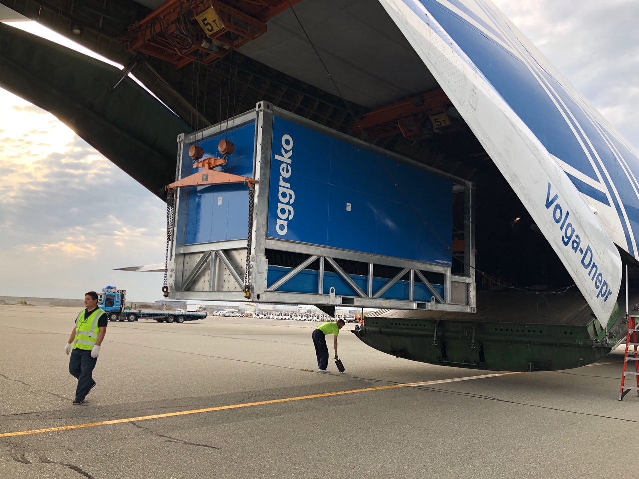 Aggreko mobile and modular cooling tower5.jpg