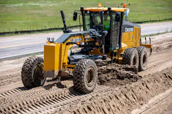 JD_672GP SmartGrade Motor Grader_1.jpg