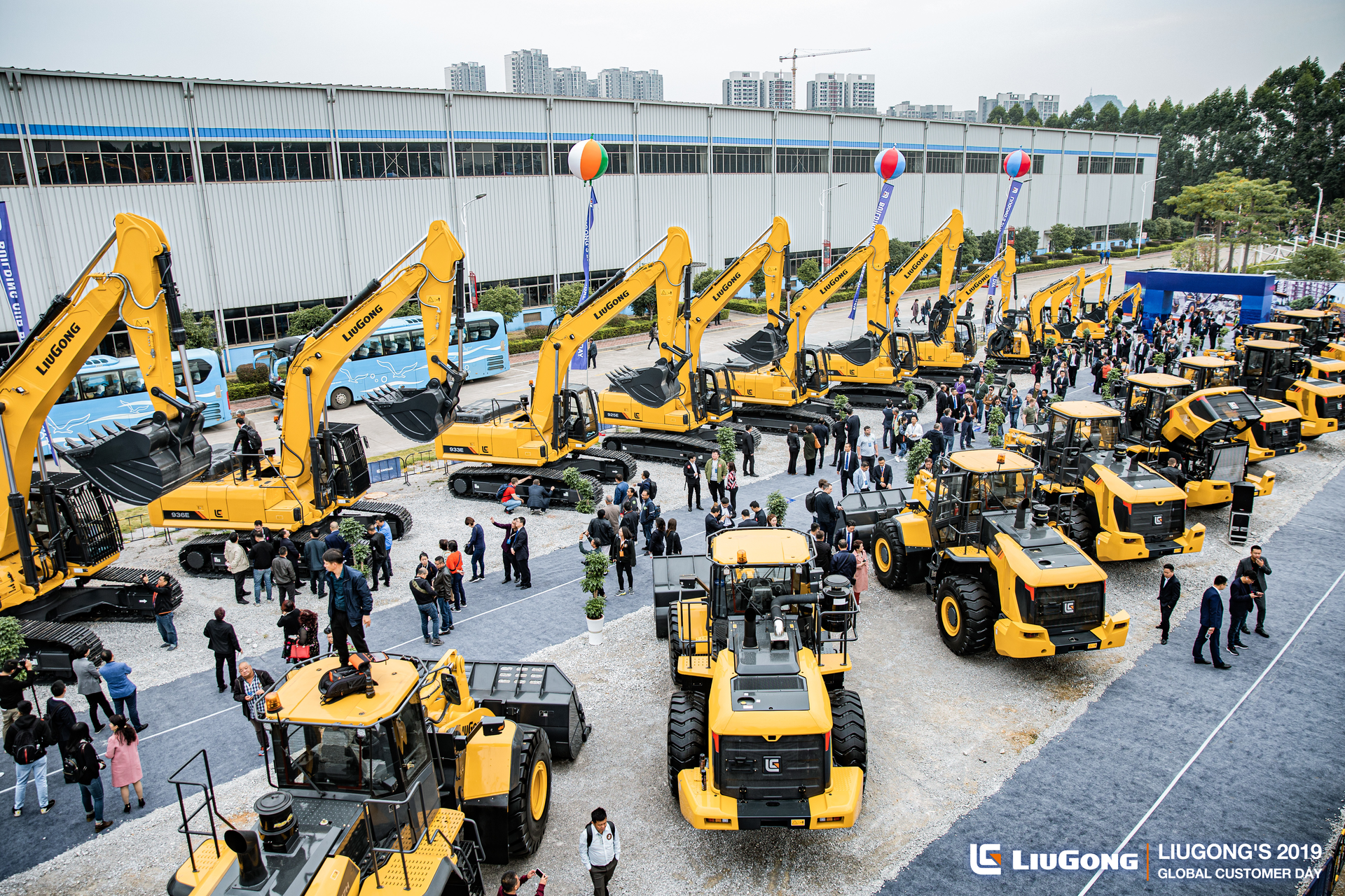 LiuGong 2019 Customer Day Display1.jpg