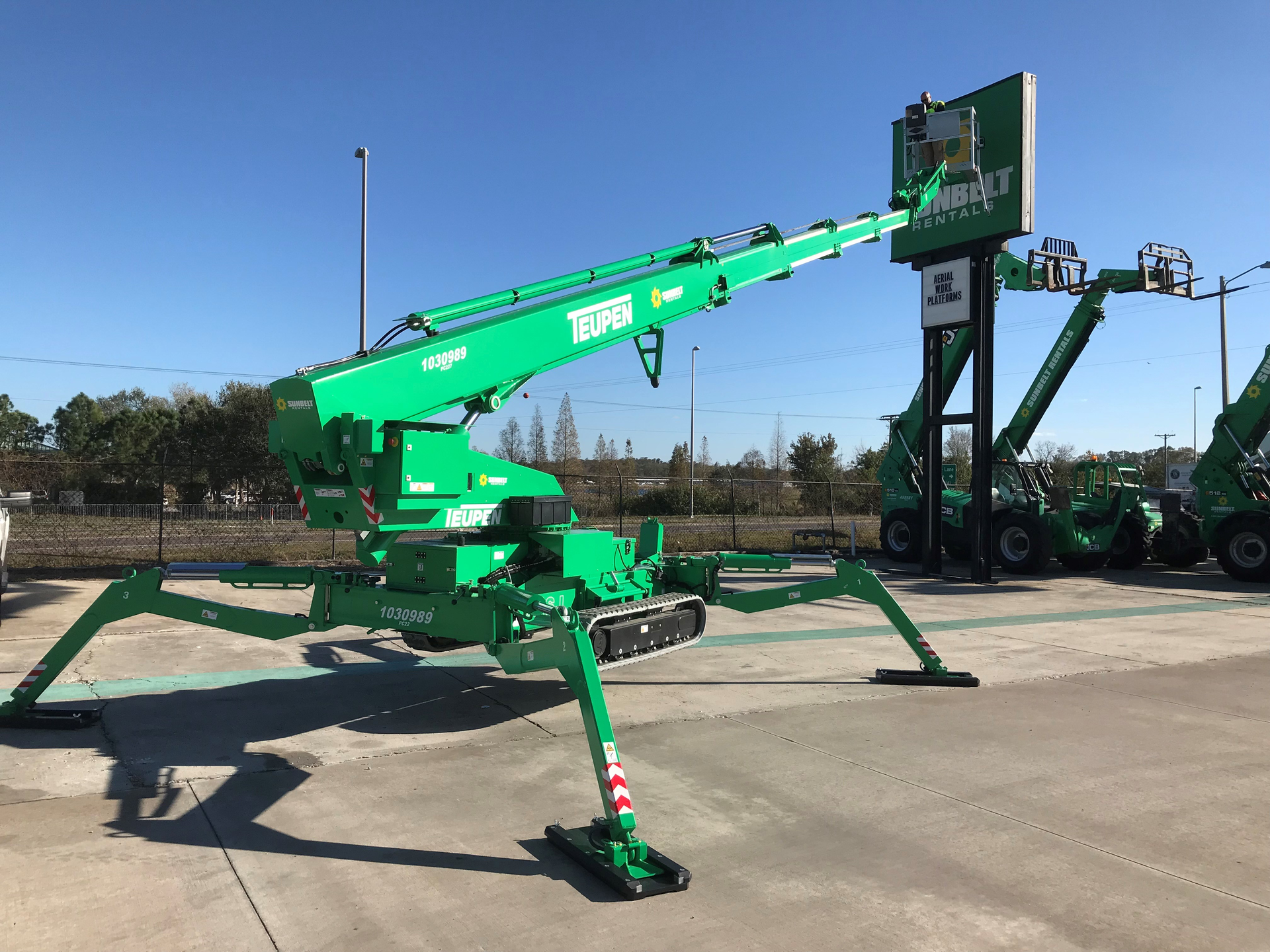 Sunbelt Teupen Leo 92 5df026403bf17