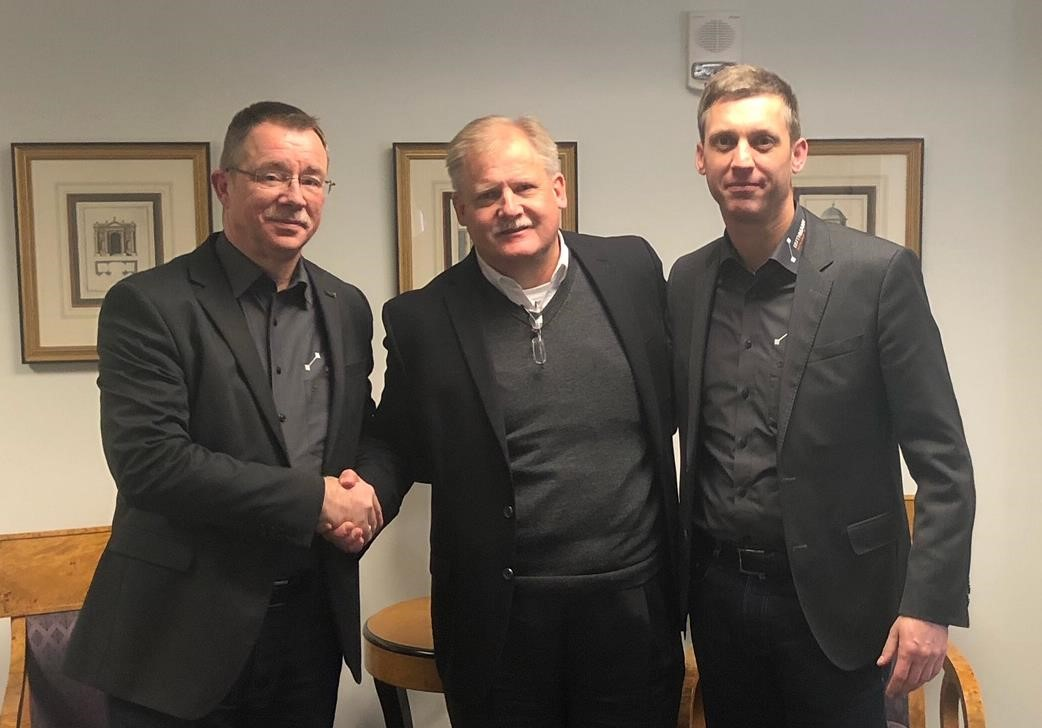 Ruthmann Reachmaster Rolf Kulawik Ebbe Christensen And Uwe Strotmann Agreed The Acquisition 5e6d8078818b6