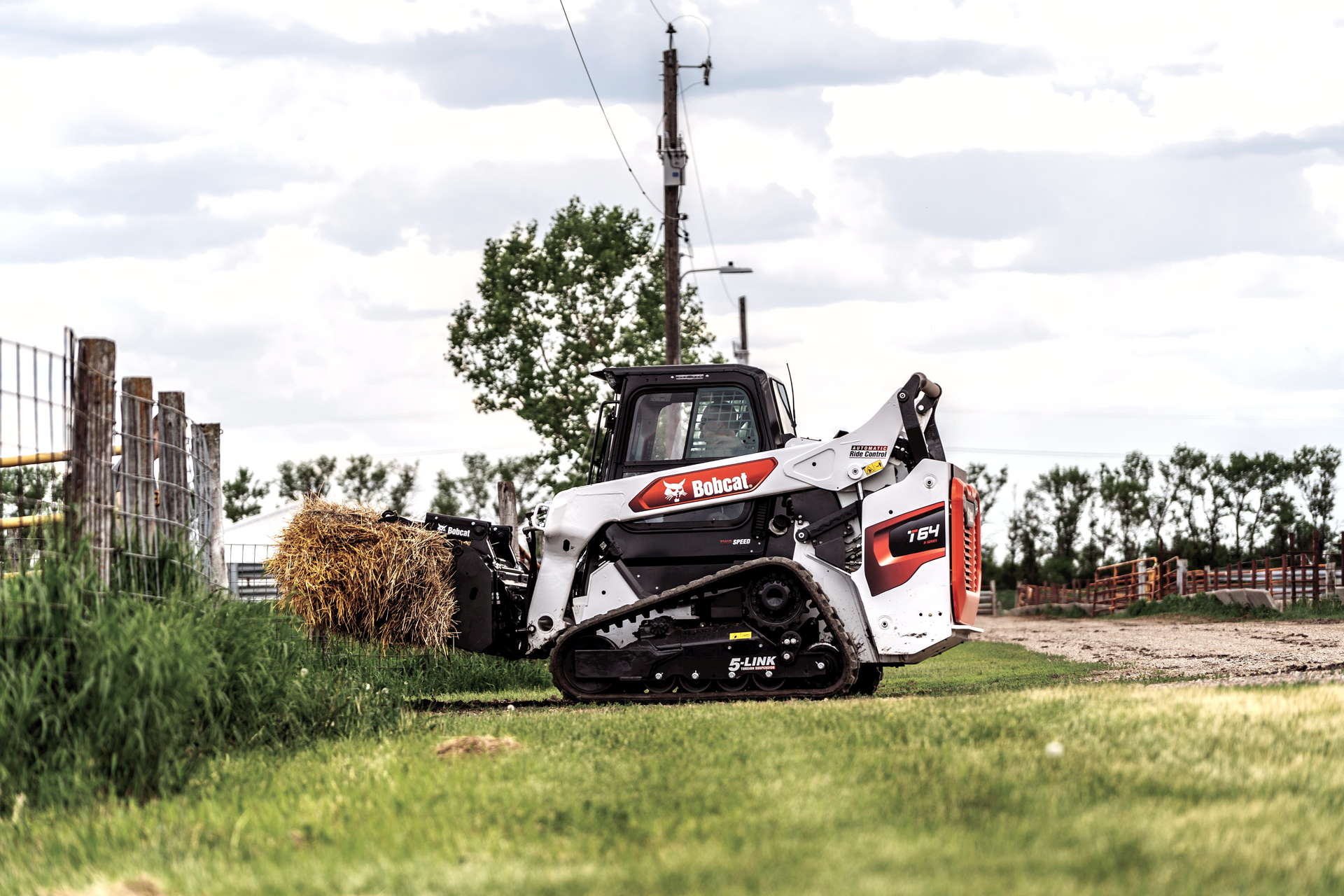 Bobcat T64 Industrial Grapple Dsc00658 19e1 Fc