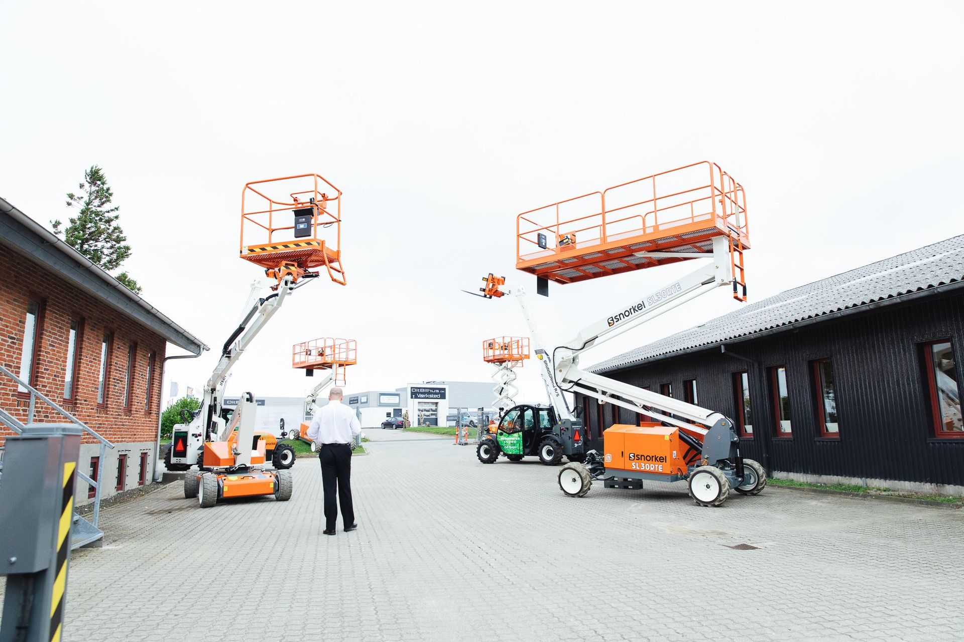 Snorkel Denmark Yard Shot