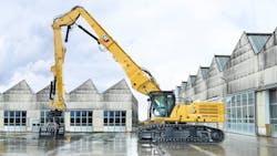 Cat 340 UHD Ultra High demolition excavator Cat 340 UHD Ultra High demolition excavator