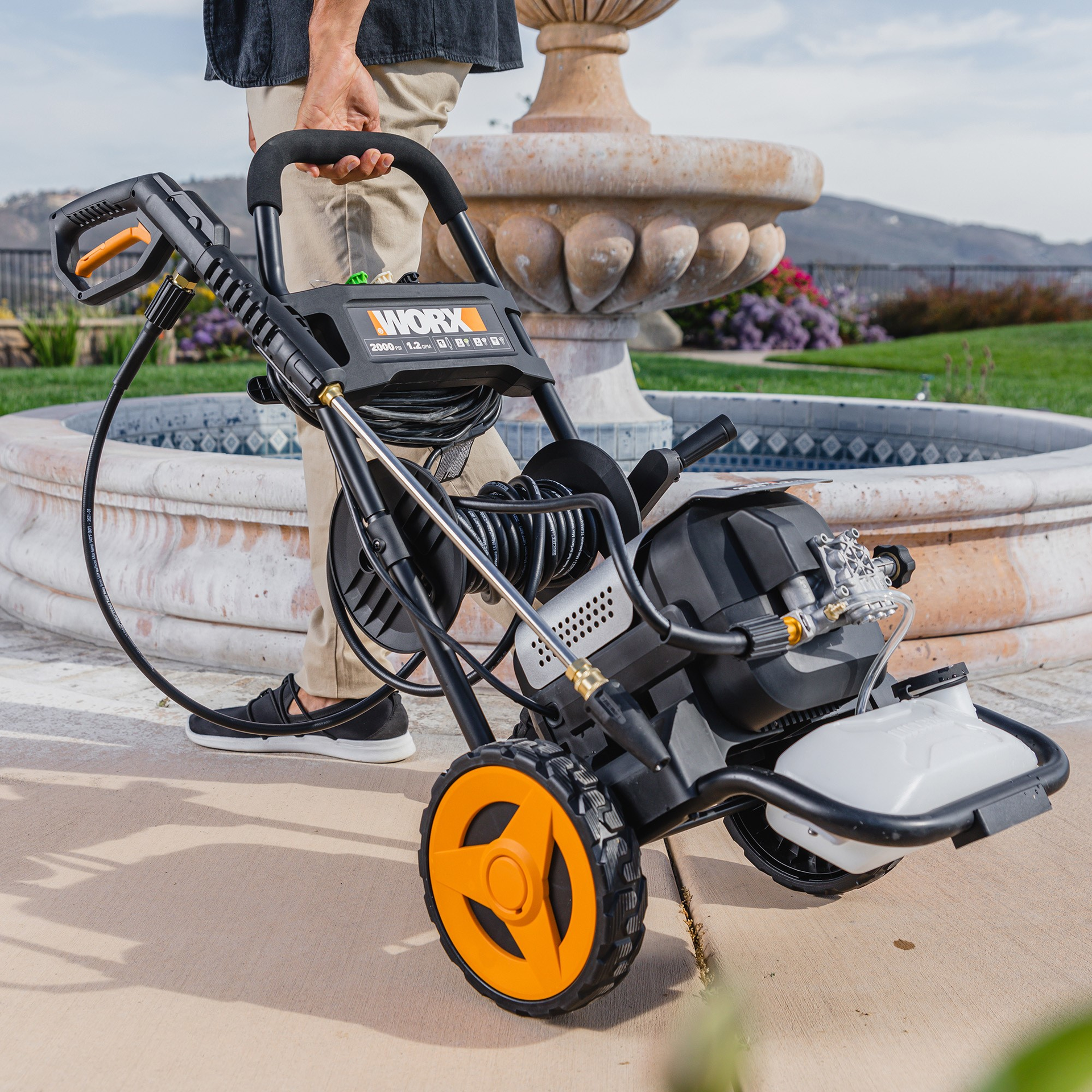 WORX 2000 PSI electric pressure washer