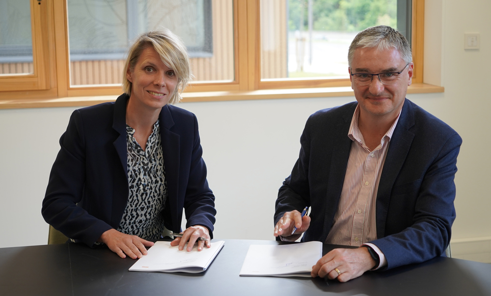 Haulotte S Caroline Mazzoleni And Patrice Metairie 62aba7e927930