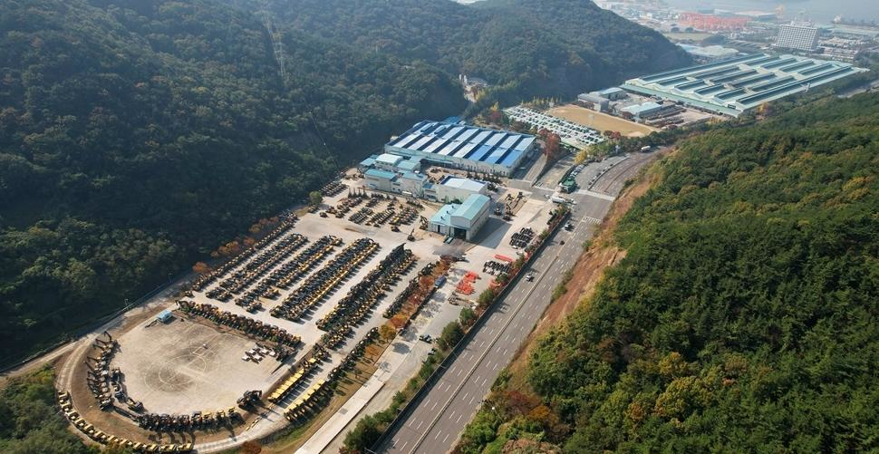 Volvo Ce Invests In Battery Pack Production At Excavator Plant