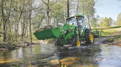 John Deere 4075 R Cut 2