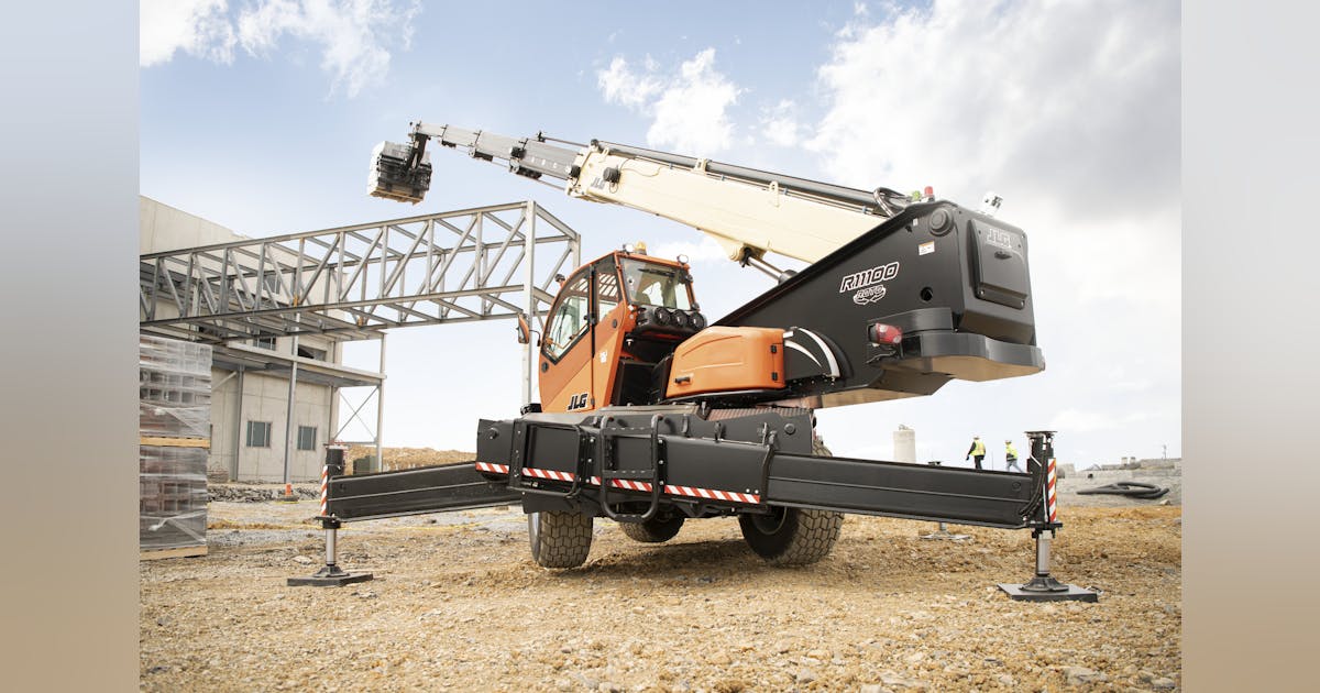 JLG R11100 Rotating Telehandler Goes 97 Feet Up | Rental Equipment Register