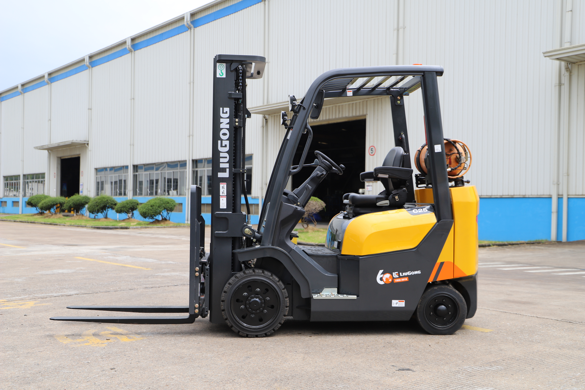 Lg Forklift 23
