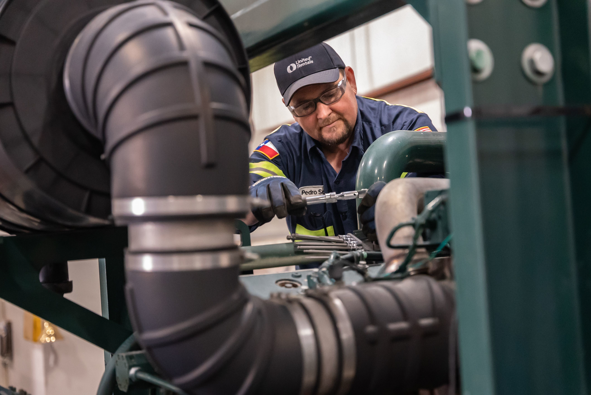 United Rentals Maintenance 23 1 64efa9564754a