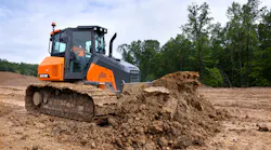 Develon Dd130 Dozer 5 Mb (3)