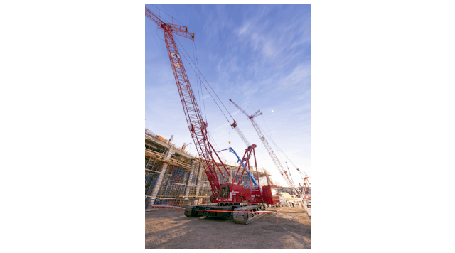 Maxim Crane Works Launches Ambitious Project To Remanufacture 14 Manitowoc 2250 Crawler Cranes 01