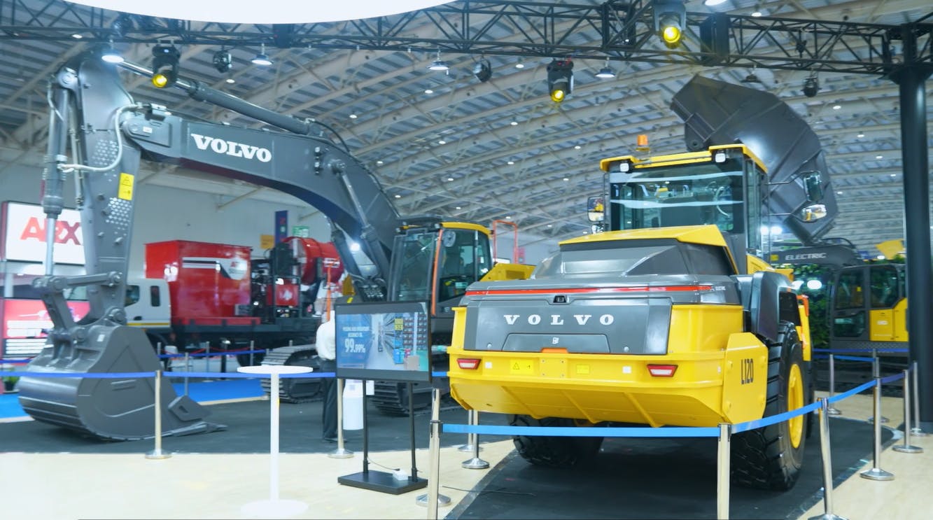 65c45ec6b0f216001e78d87a Volvoconstructionequipmentends2023withhealthysales