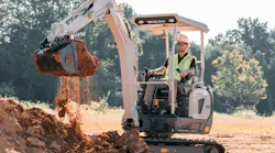 takeuchi_battery_operated_excavator_2024