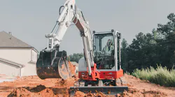 takeuchi_tb35or_digging_3_2024