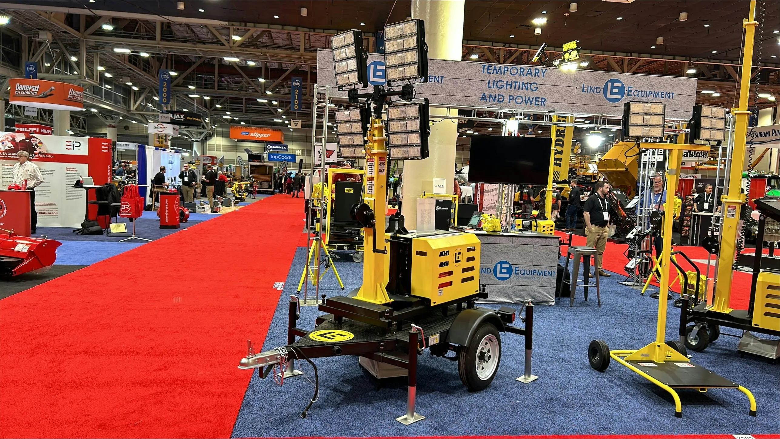 Lind Equipment's Beacon LED Tower Adds Extended Mast Option | Rental Equipment Register - Vimarsana News